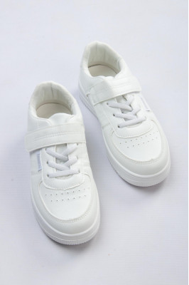 Кросівки дитячі